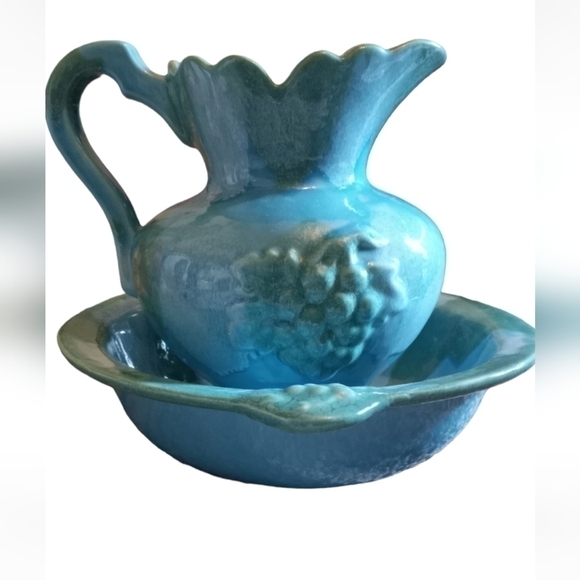 dryden Other - Dryden Ozark Frontier Pitcher and Basin Set